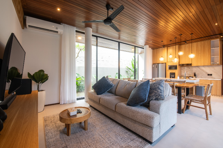 Available 4 bedroom in Nuanu — image 4