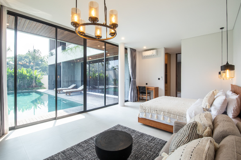 Available 4 bedroom in Nuanu — image 2
