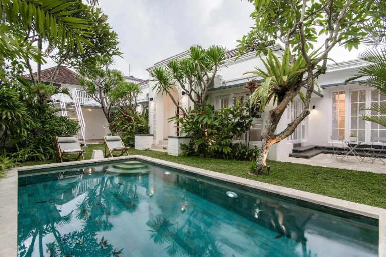 3 BEDROOM VILLA IN UMALAS IDR 50 MILL/MONTH +62 821 2222 0001