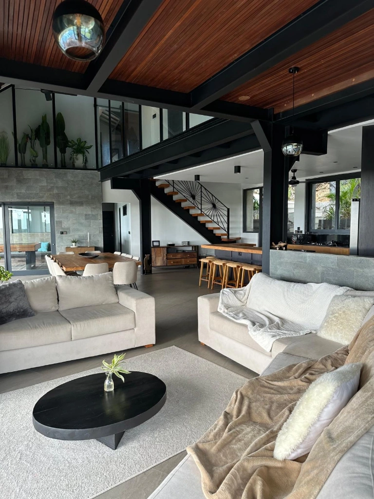 Panoramic 6BR Luxury Villa w/ Rooftop & 180° Ocean Views