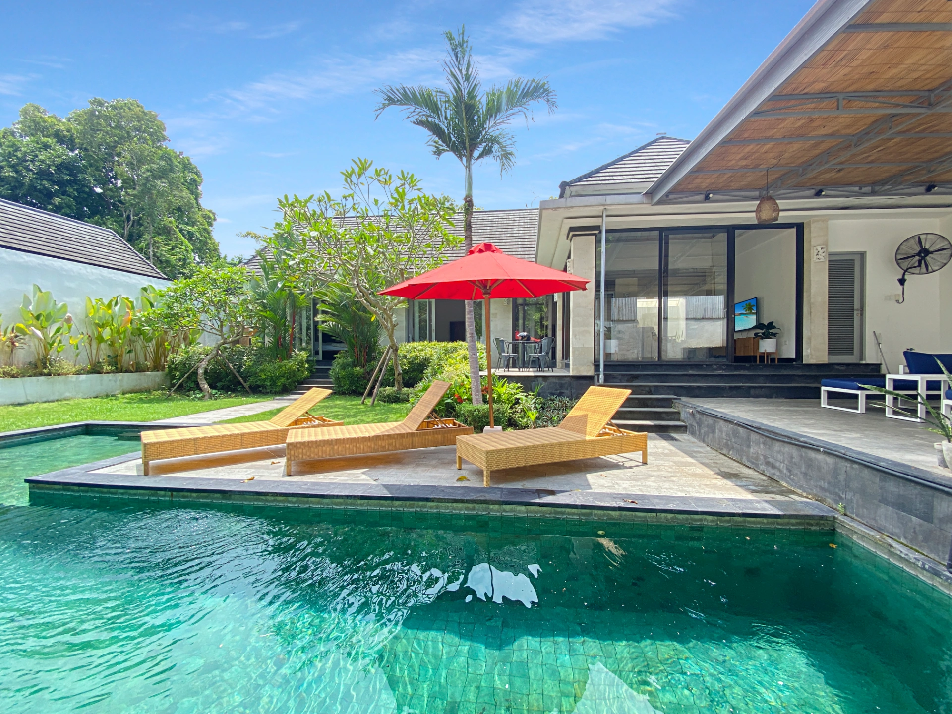 Pererenan Palm Villa By Local Property Team