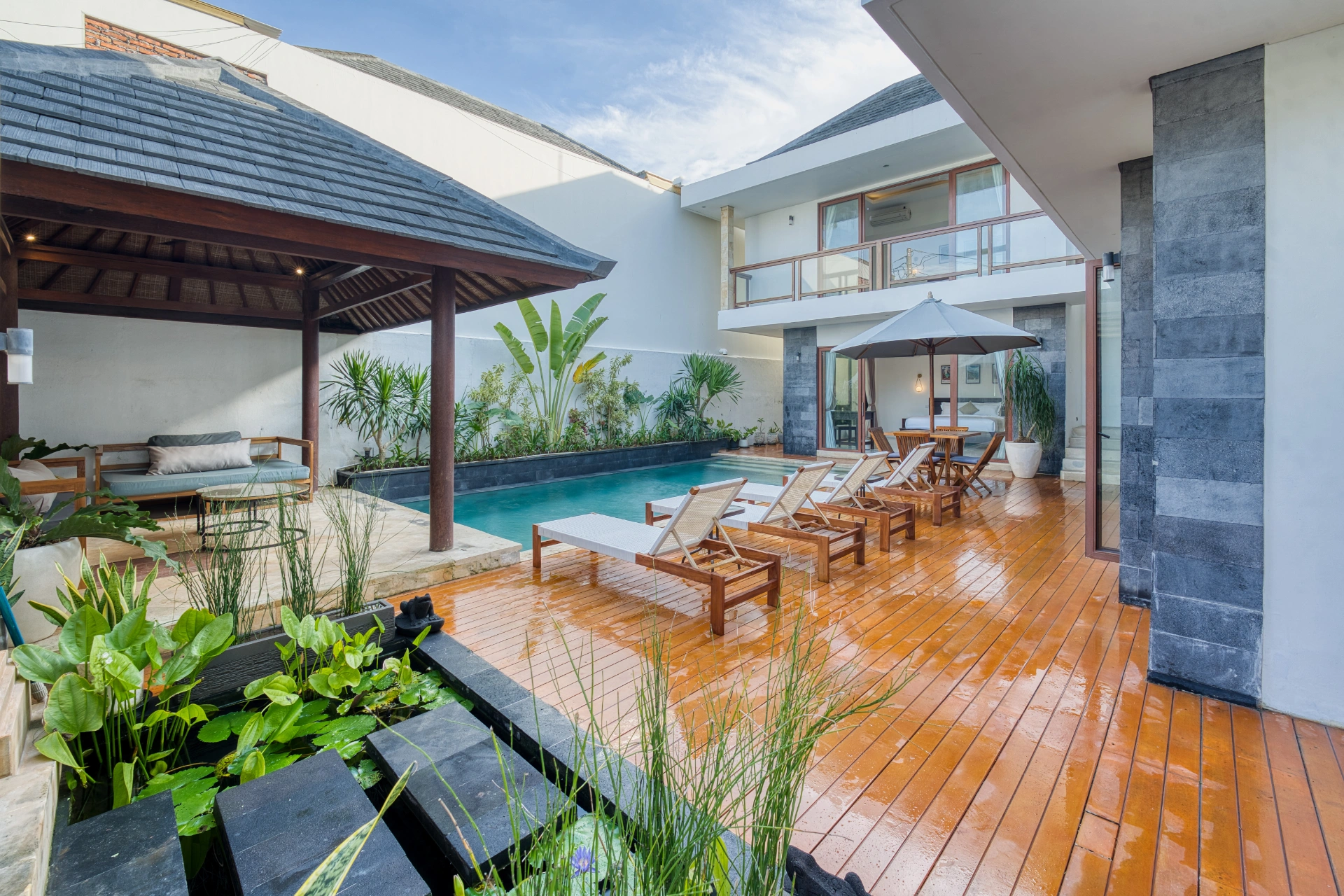 Luxury Family Villa By Local Property Team — image 4