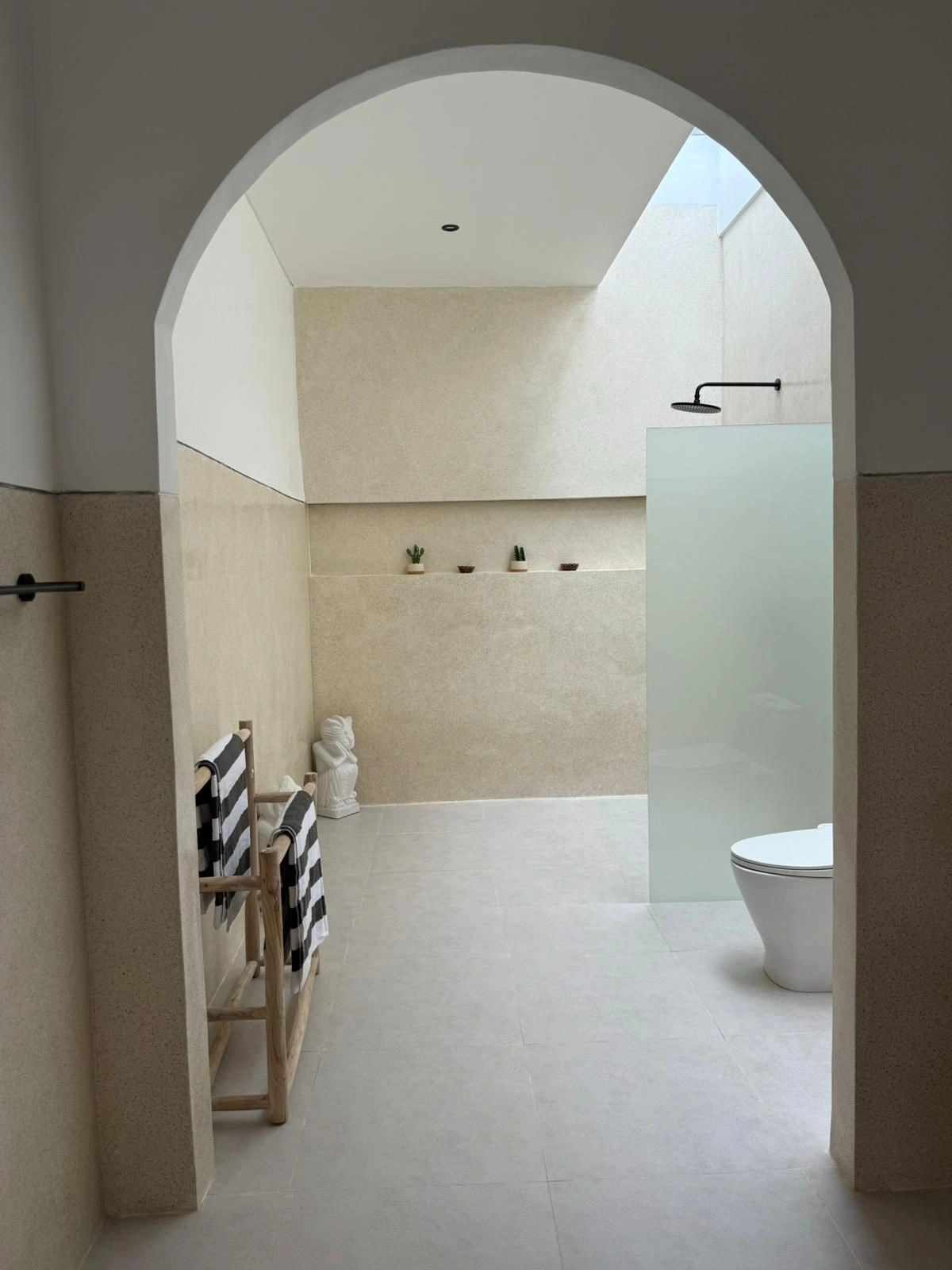 Villa For Rent 2 Bed In SesehCemagi Badung Bali PO-4089 — image 3