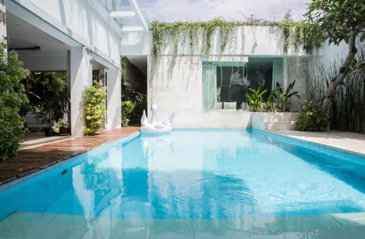 Villa For Rent 4 Bed In PererenanBadung Bali PO-4090