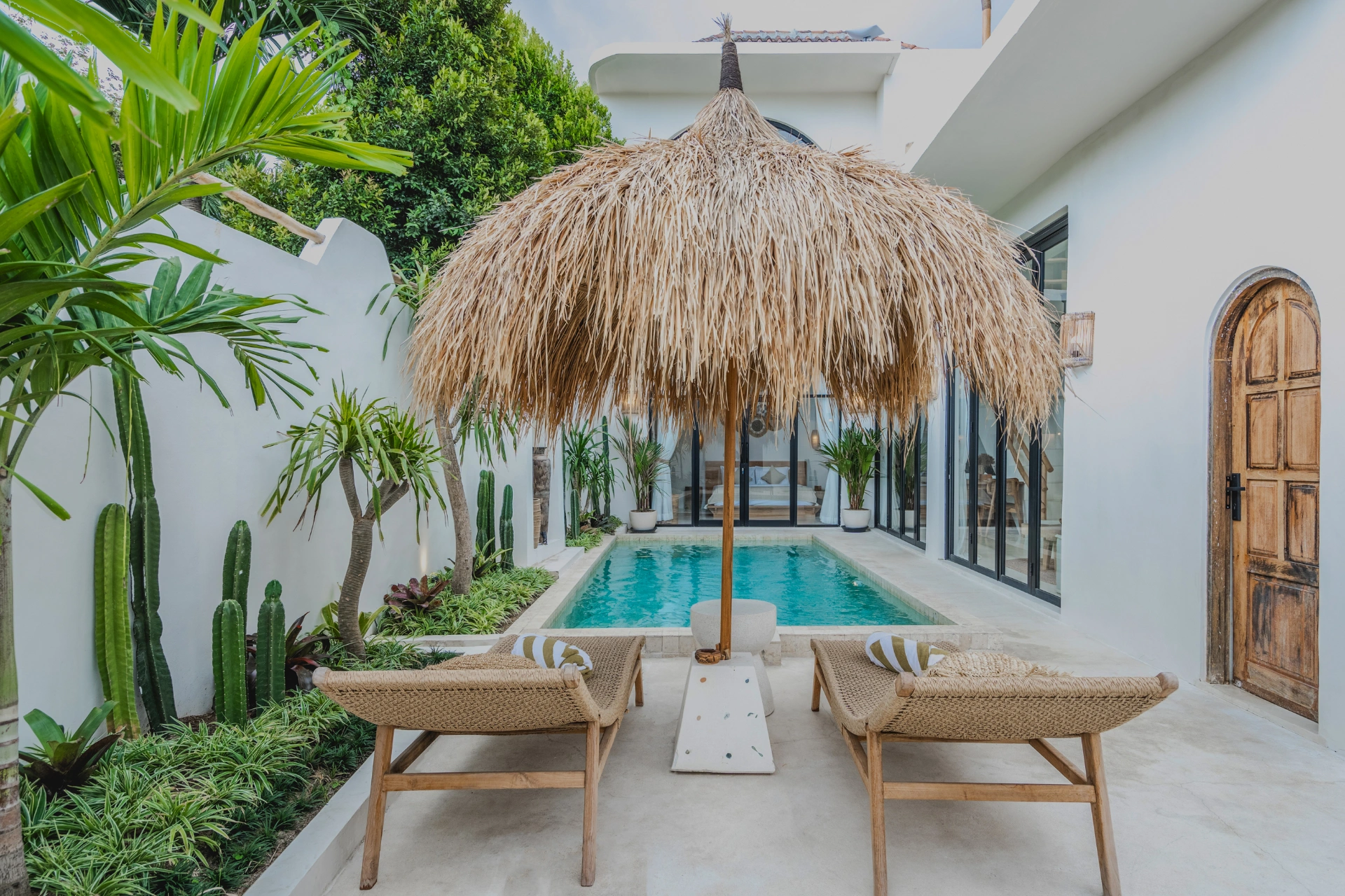 Luana - Charming 2BR Canggu | Private Pool & Rooftop — image 1