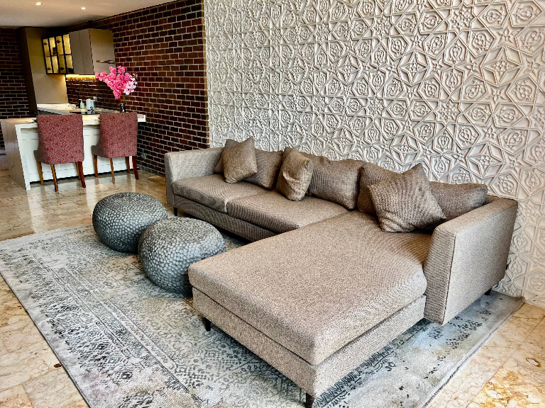Onyx PARQ Ubud 2 level apartment — image 1