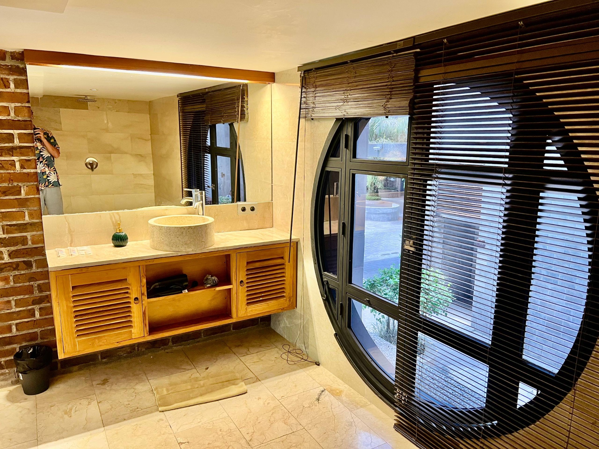 Onyx PARQ Ubud 2 level apartment — image 2