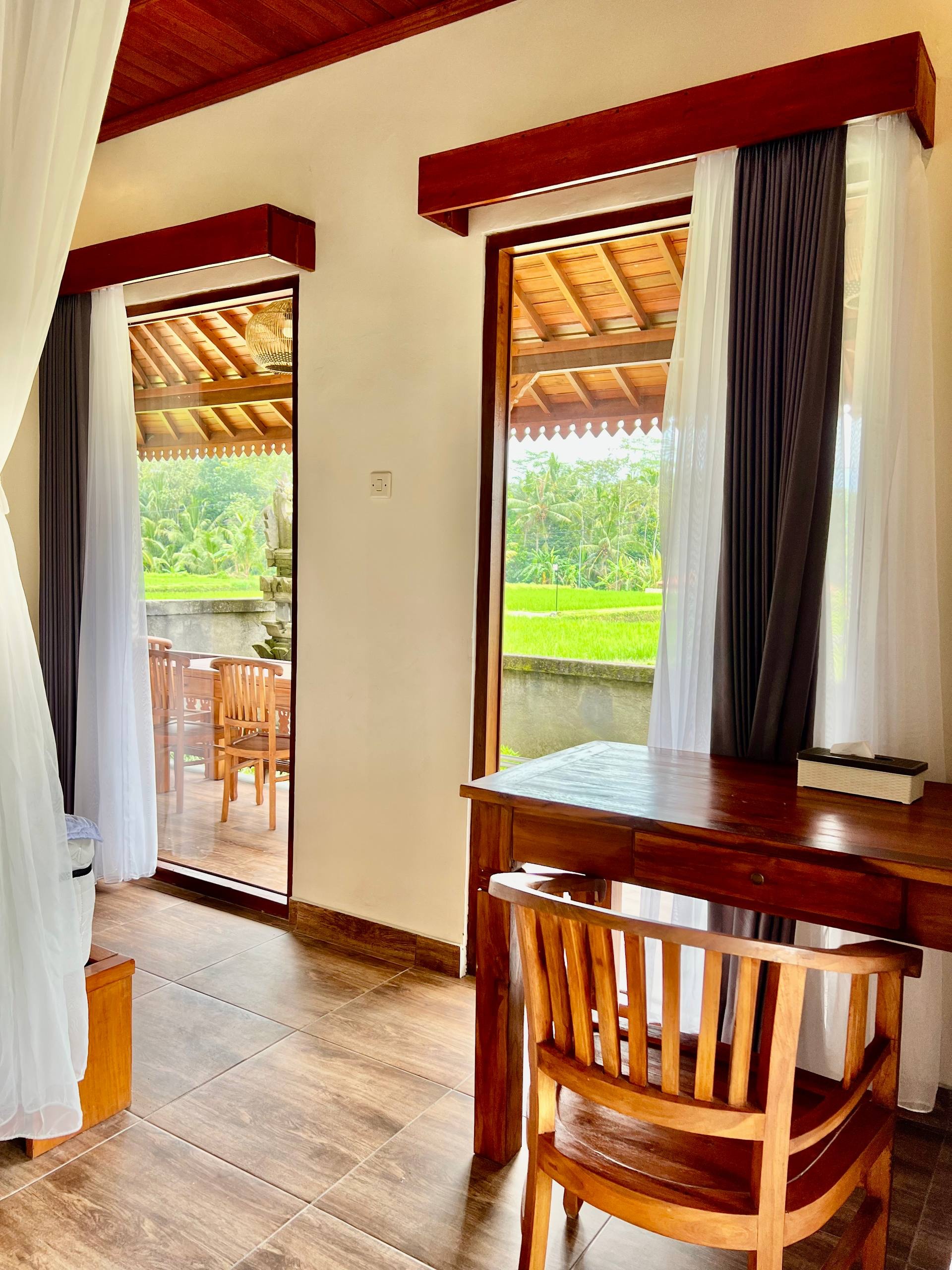Sunrise Side Villa with Stunning Cliff & Jungle Views — image 3