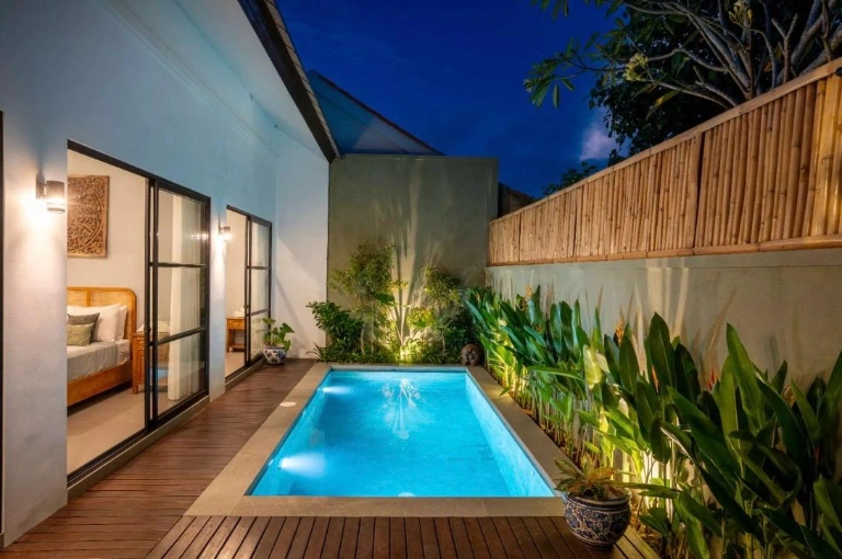2 BR VILLA IN TUMBAK BAYUH — image 1