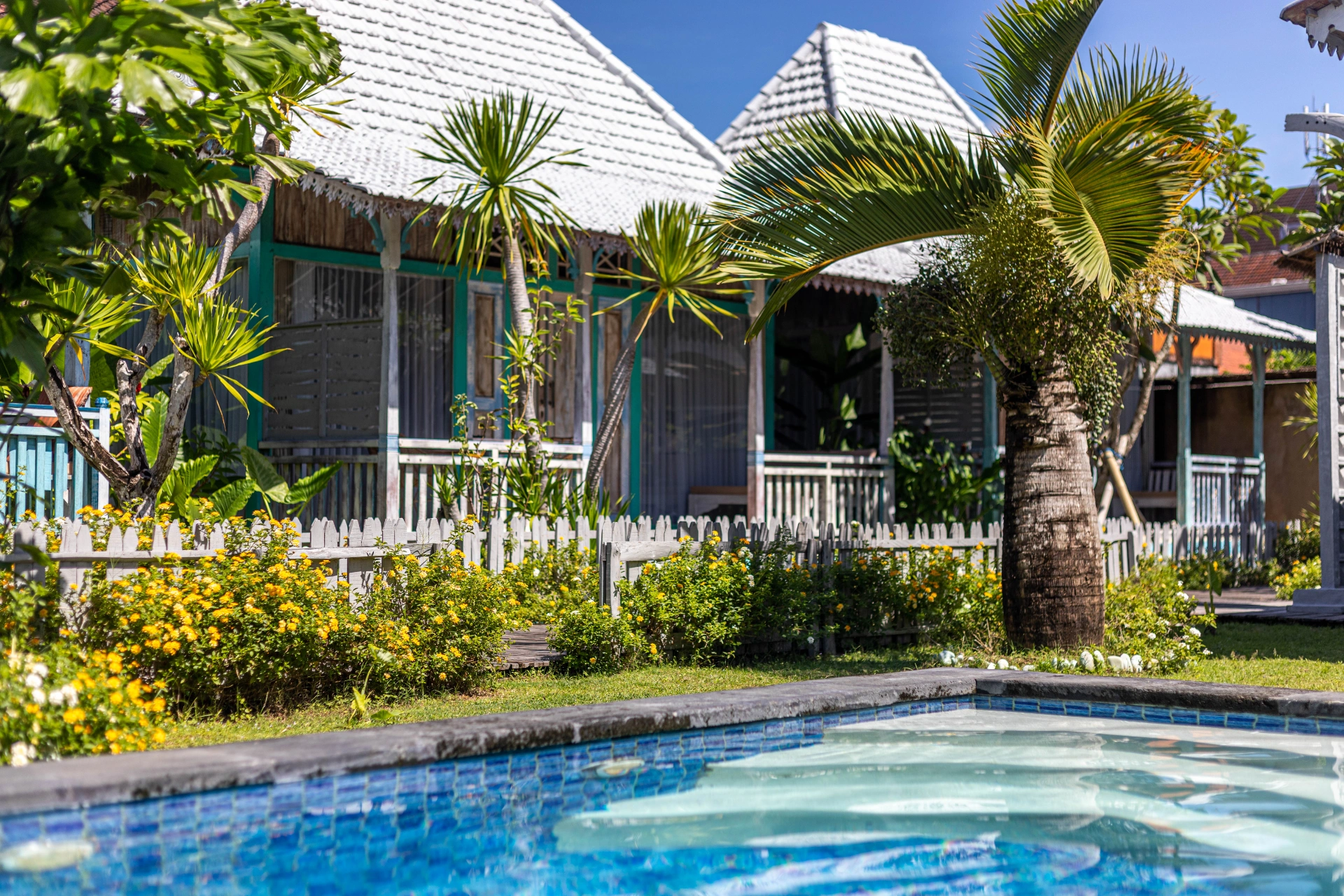Spacious 2BR Garden Villa w/ Jacuzzi Balcony & Pool