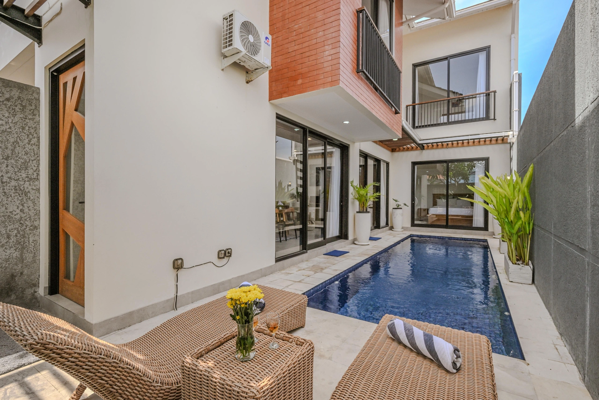 Brand new Cheap villa in Canggu padonan available for monthly rent — image 1