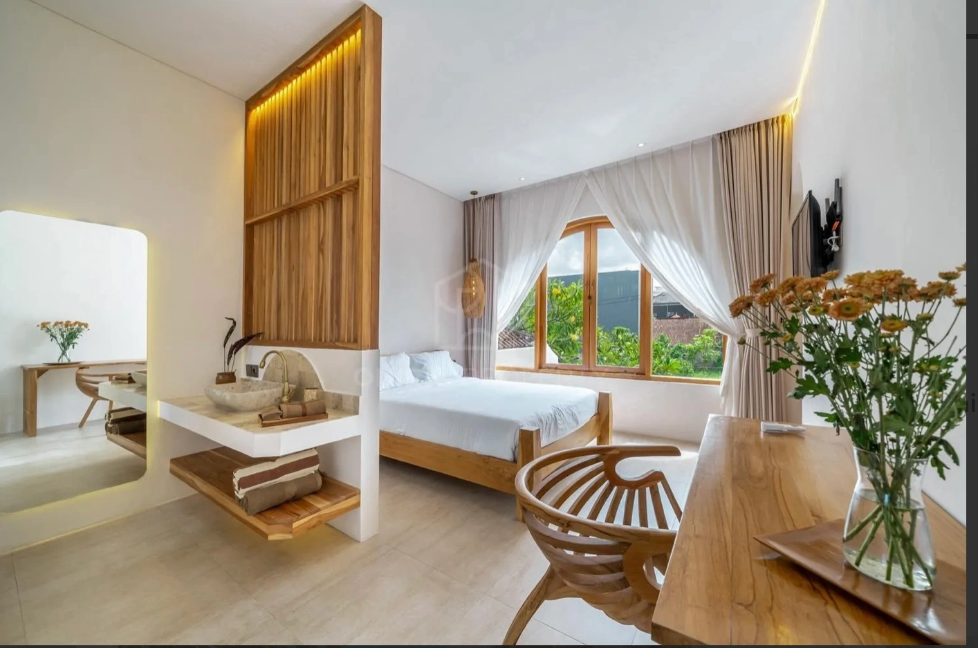 Luxury Modern 3BR Designer Villa w/ Rice Field Views — image 1