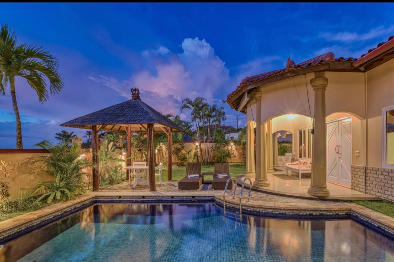 Premium villa with park and sunset views GWK