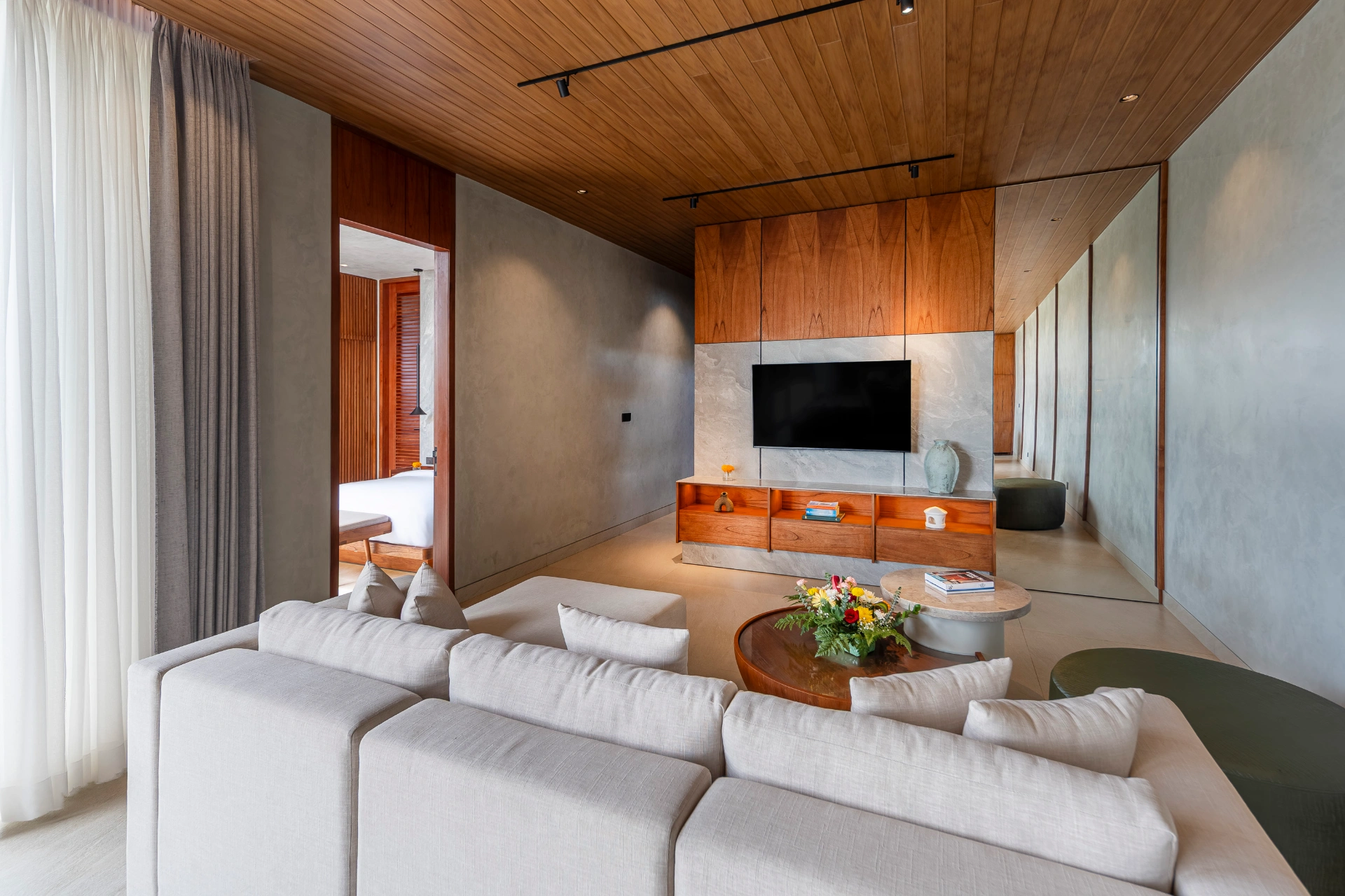 Umalas Signature Villa – Designer 3BR Private Pool Villa with Ricefield View — image 3