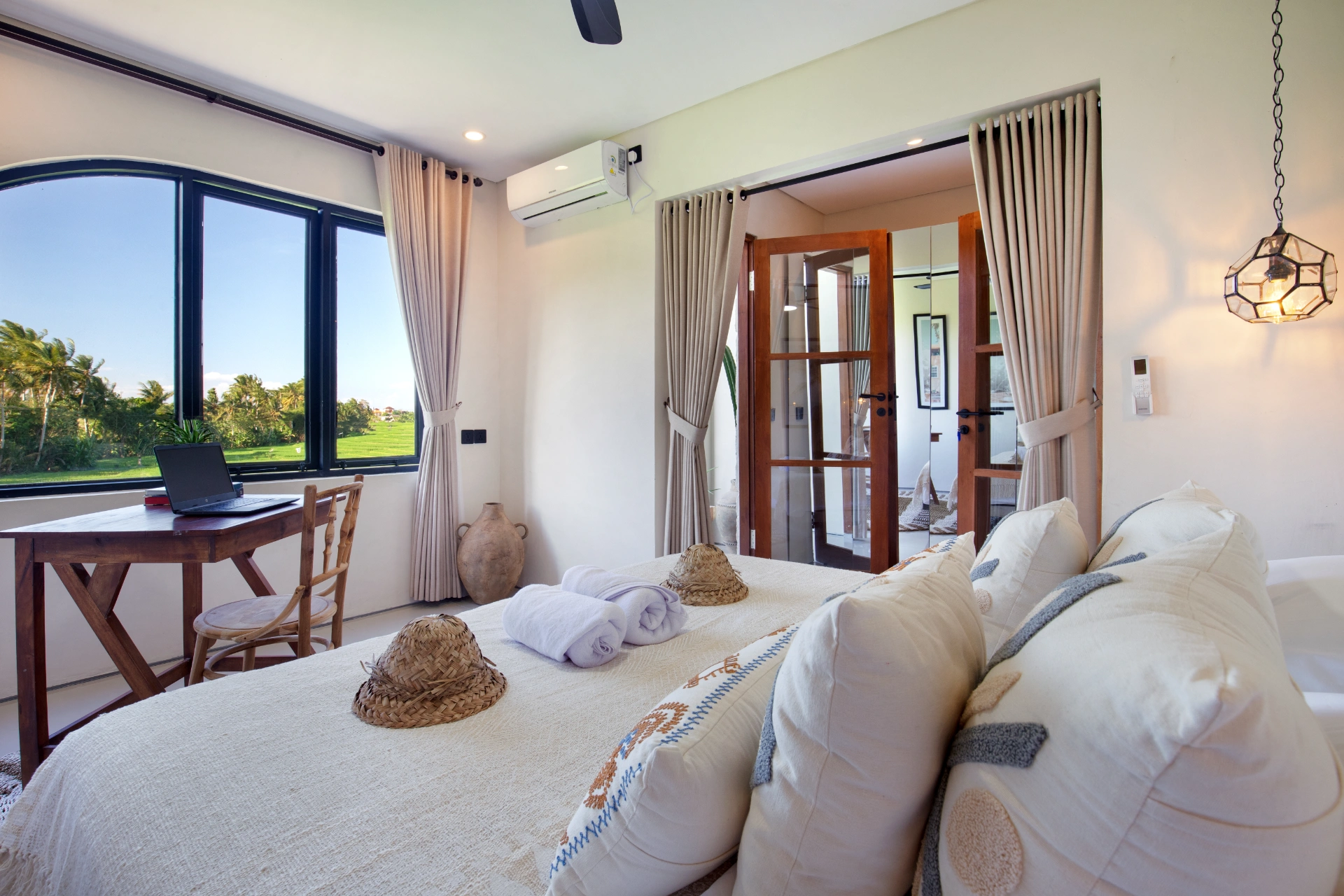 Kaba Kaba Lifestyle 2BR Residence | 5 mins to Omni & 10 mins to Pererenan — image 1