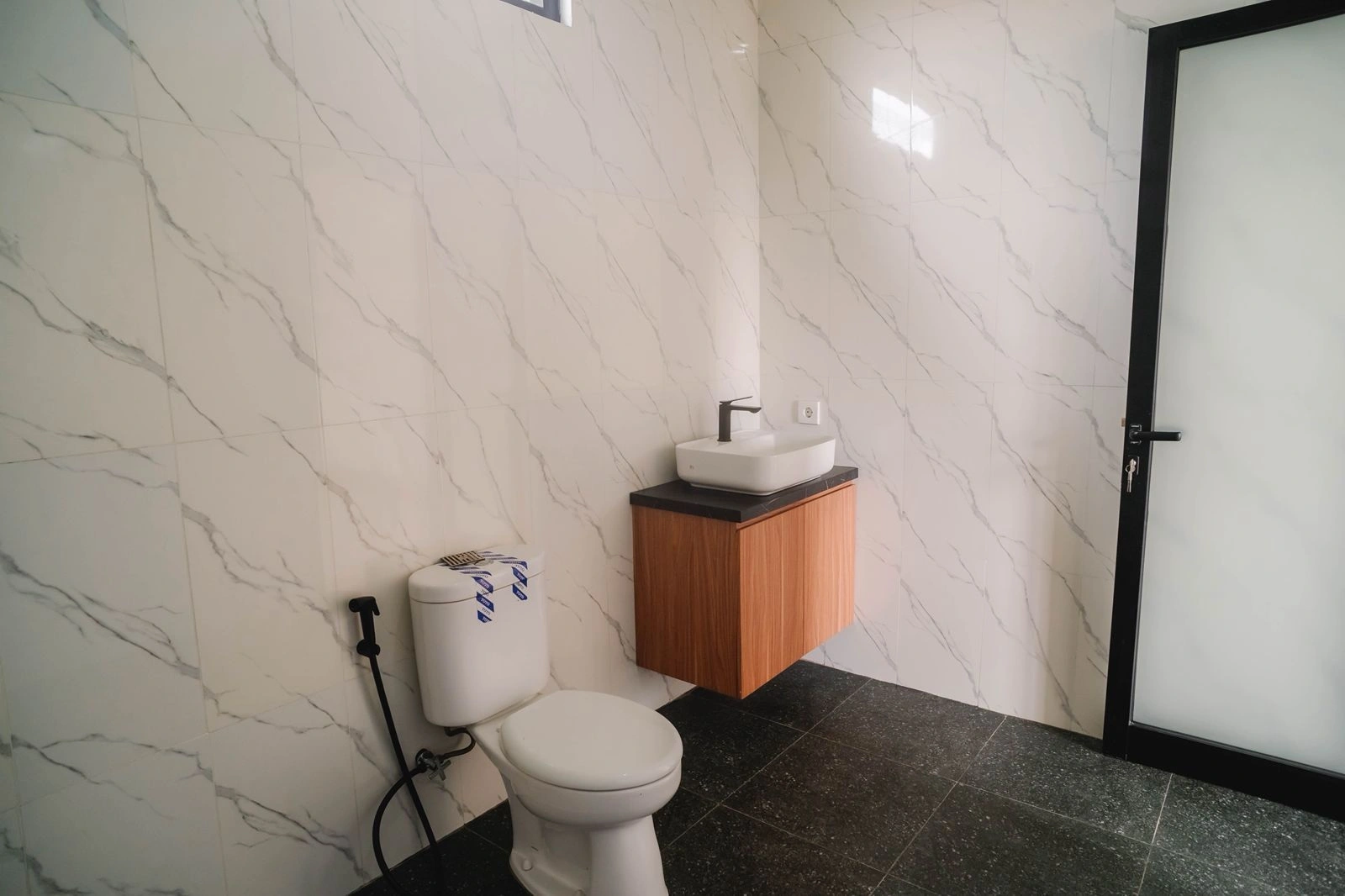 House For Rent 3 Bed In Dalung Badung Bali RK-4097 — image 1
