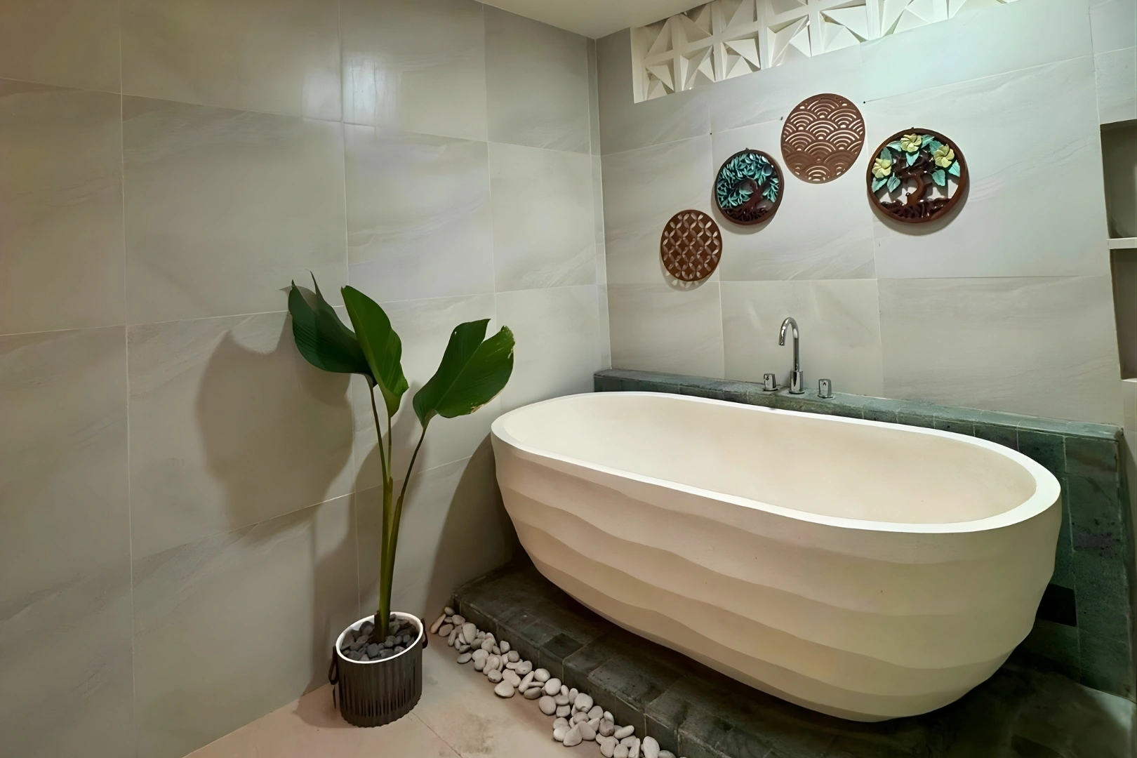 2BR Joglo-Style Villa in Prime Seminyak — image 4