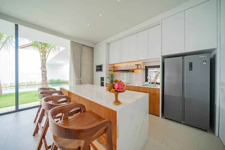 Villa For Rent 4 Bed In PererenanBadung Bali PO-4103 — image 1