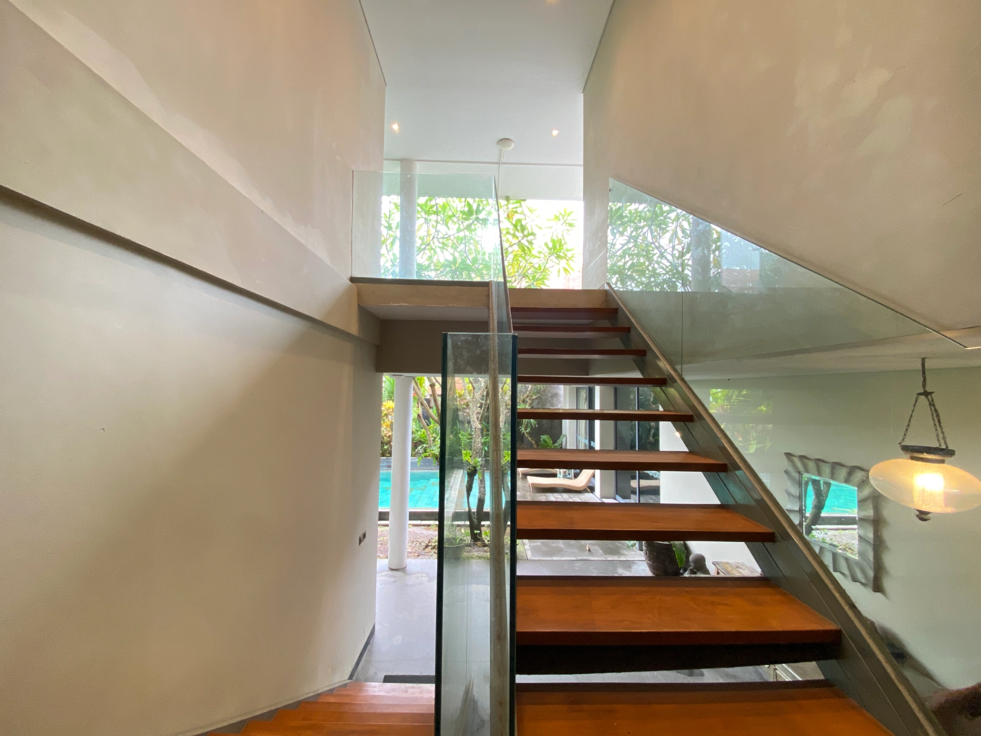4BR Spacious Luxury Villa in Tumbak Bayuh — image 3