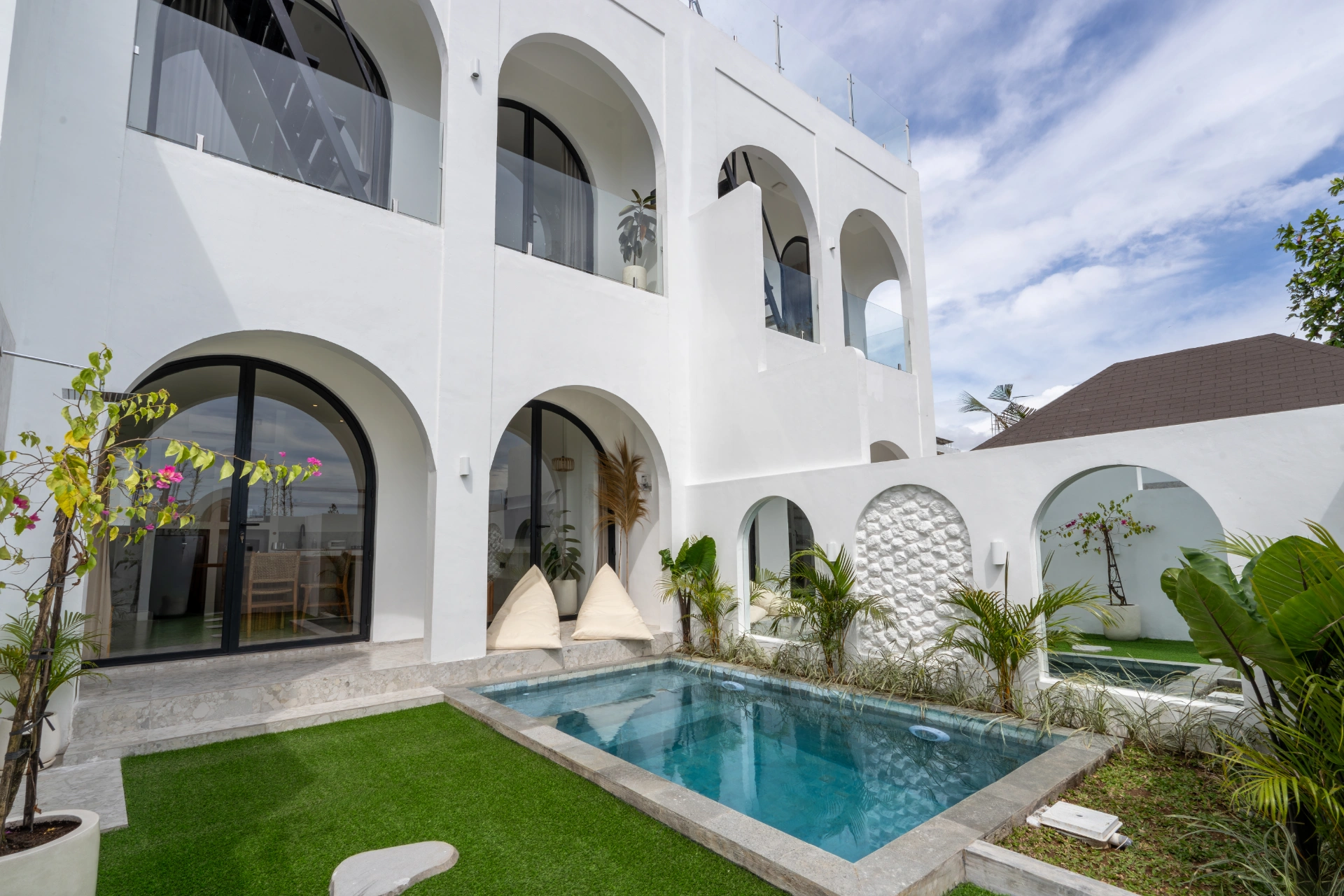 Modern 1BR Townhouse w/ Rooftop & Rice Field Views