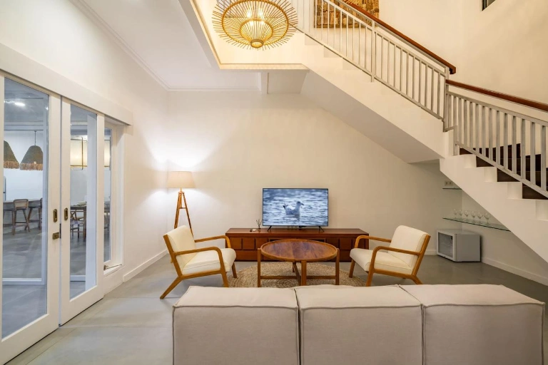3BR Villa - Batu Bolong - Fully Furnished — image 3