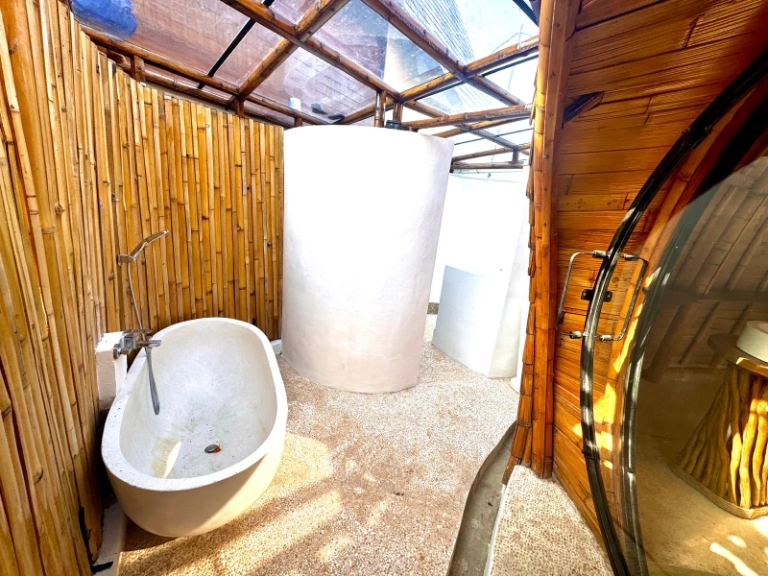 Unique Bamboo Dome 1BR Villa w/ Pool Jacuzzi & Sunrise Views — image 3