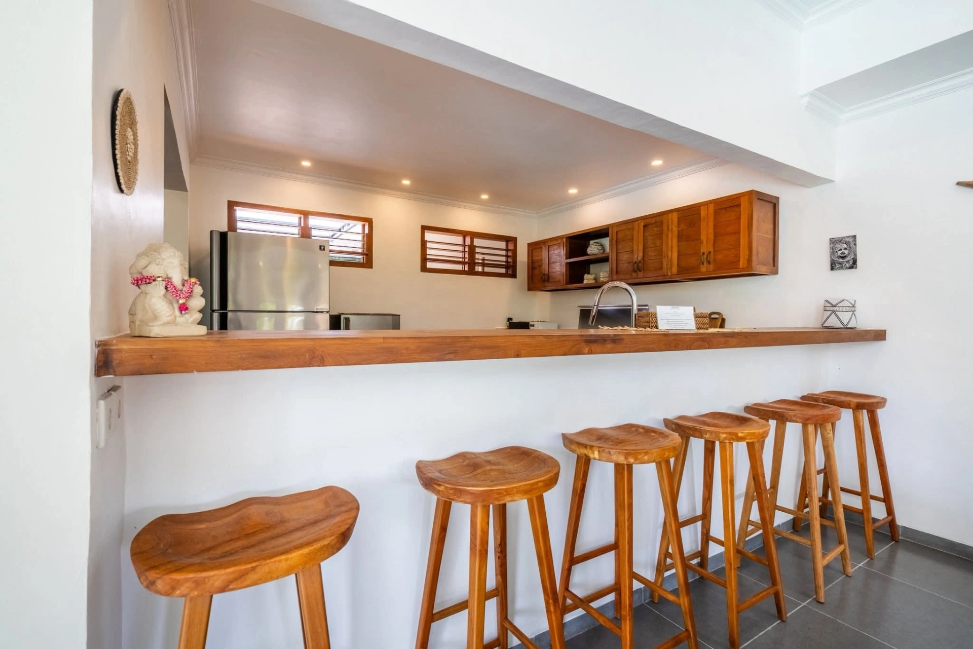Villa For Rent 3 Bed In Batu Bolong Canggu Bali PO-4108 — image 4