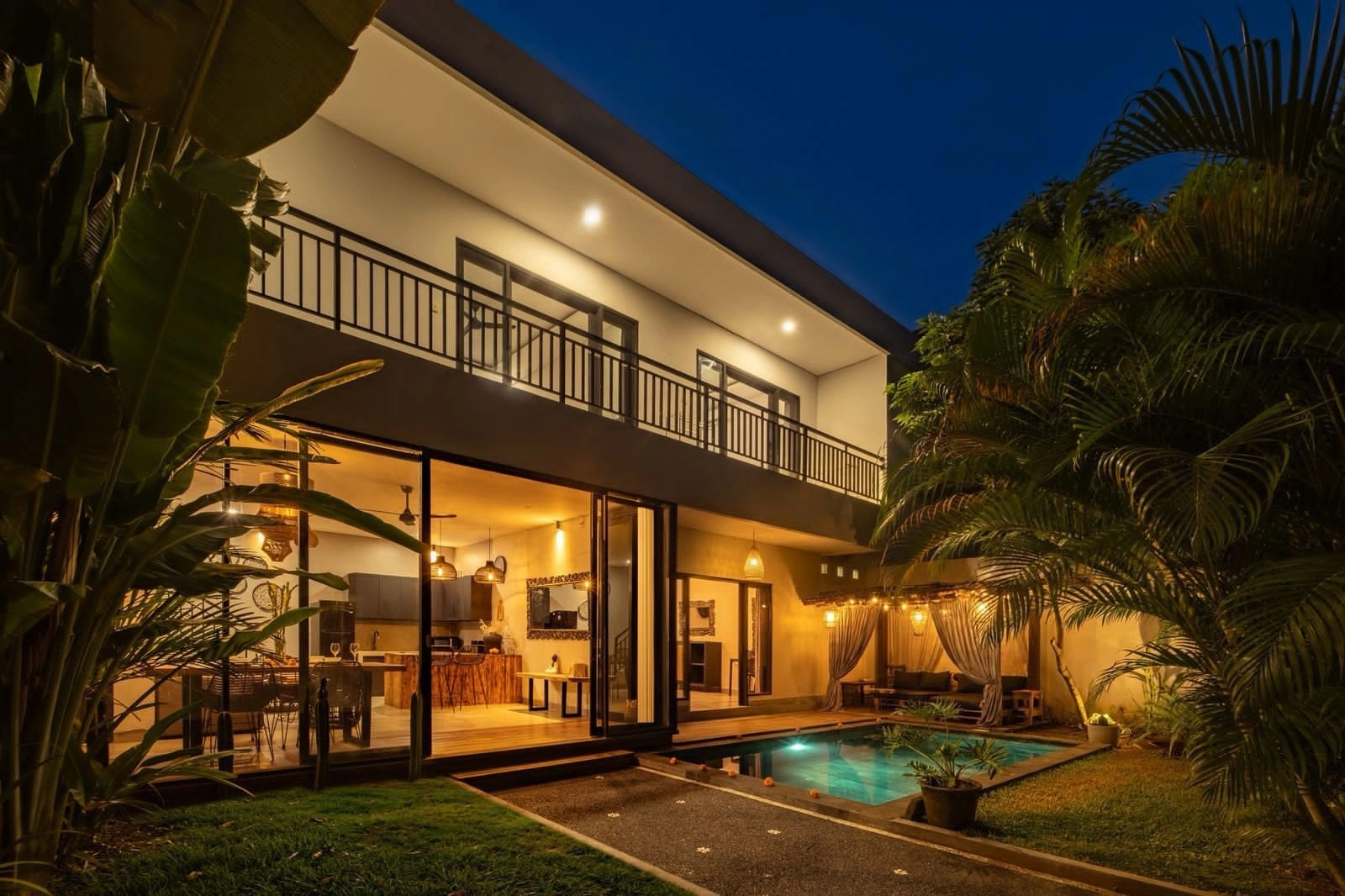 Villa For Rent 3 Bed In BerawaTibubeneng Bali PO-4111