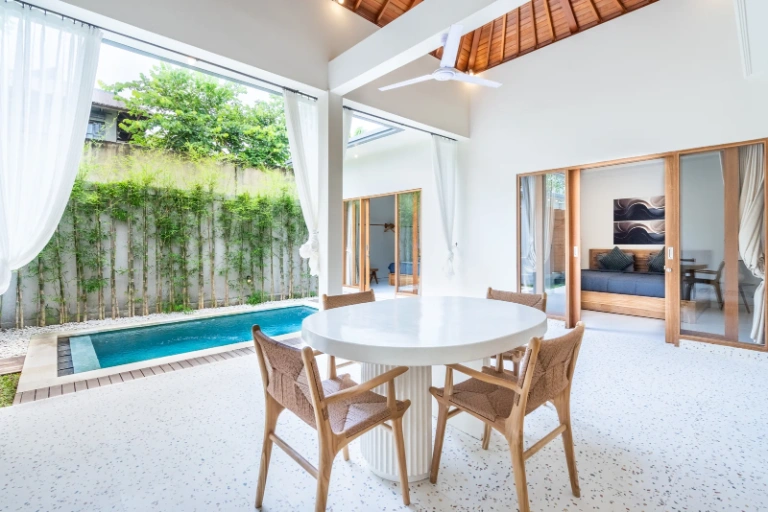 2 BEDROOM VILLA FOR MONTHLY & YEARLY RENT IN HEART CANGGU IB92 — image 1