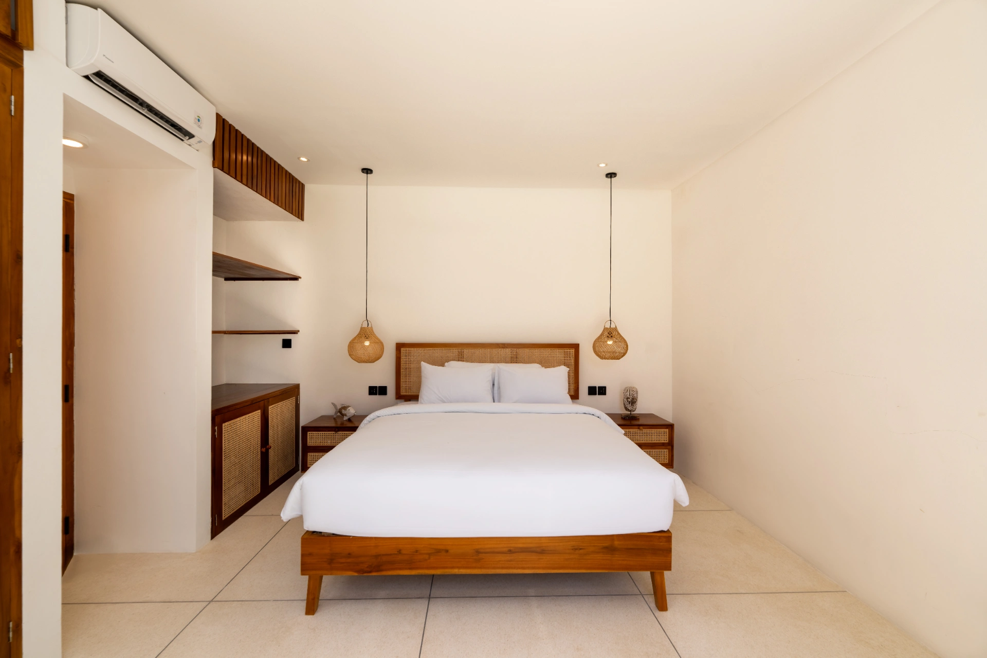 🌿 FOR RENT – 2BR Mediterranean Modern Villa in Seminyak — image 4