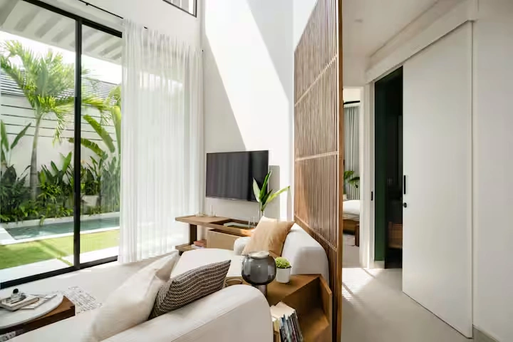 Modern tropical 3-bedroom villa in the heart of Canggu - PRD3 — image 4