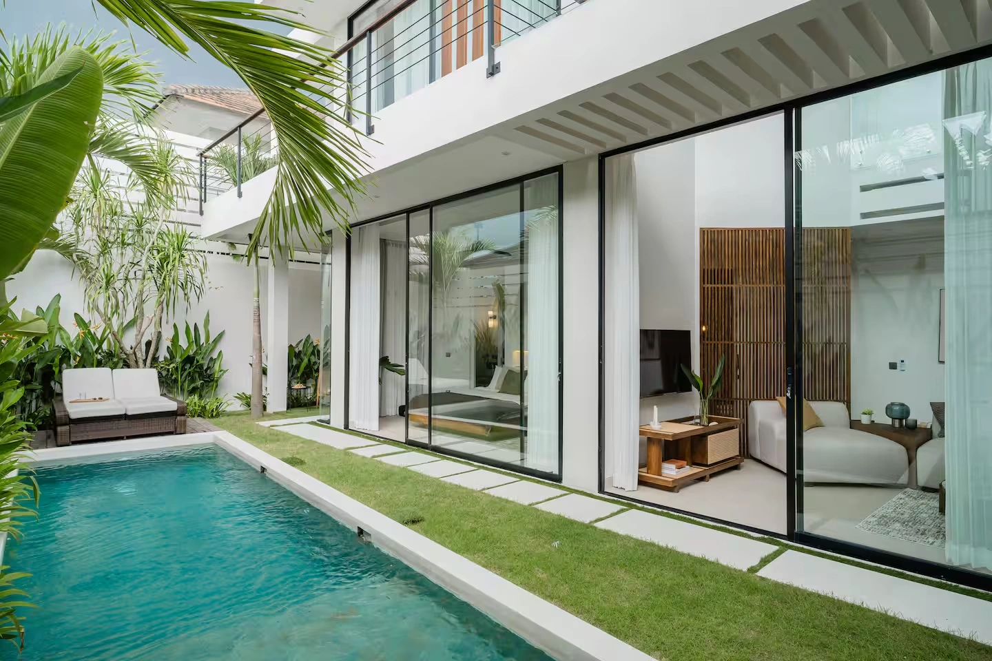 Modern tropical 3-bedroom villa in the heart of Canggu - PRD3 — image 1