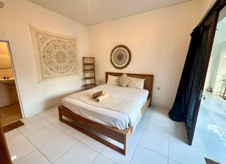 Zen-Style 2BR Private Villa w/ Rooftop Jacuzzi & Nature Views — image 1