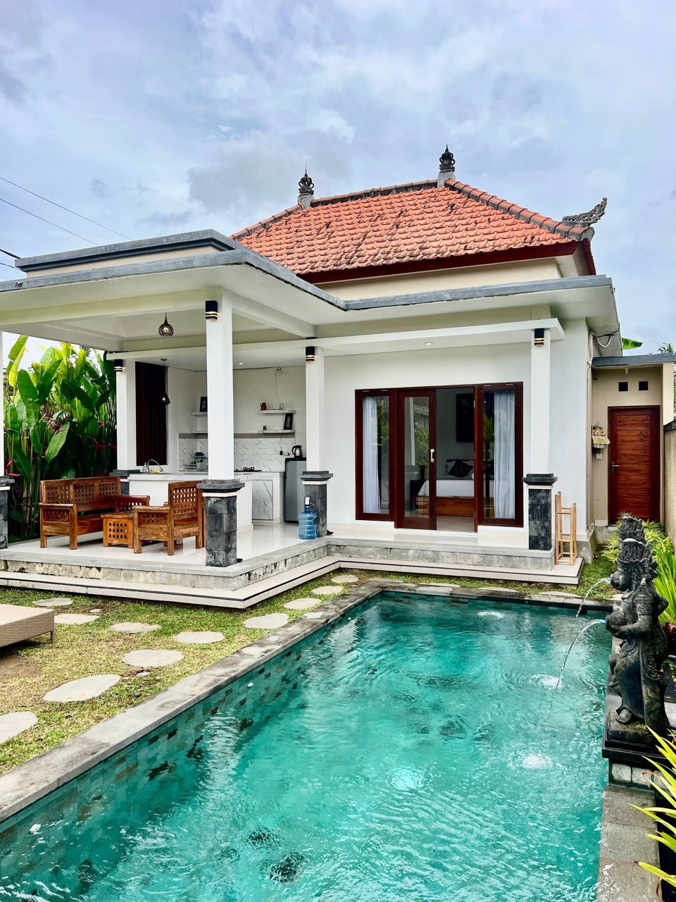 ✨ 1 min from Ubud’s top infrastructure