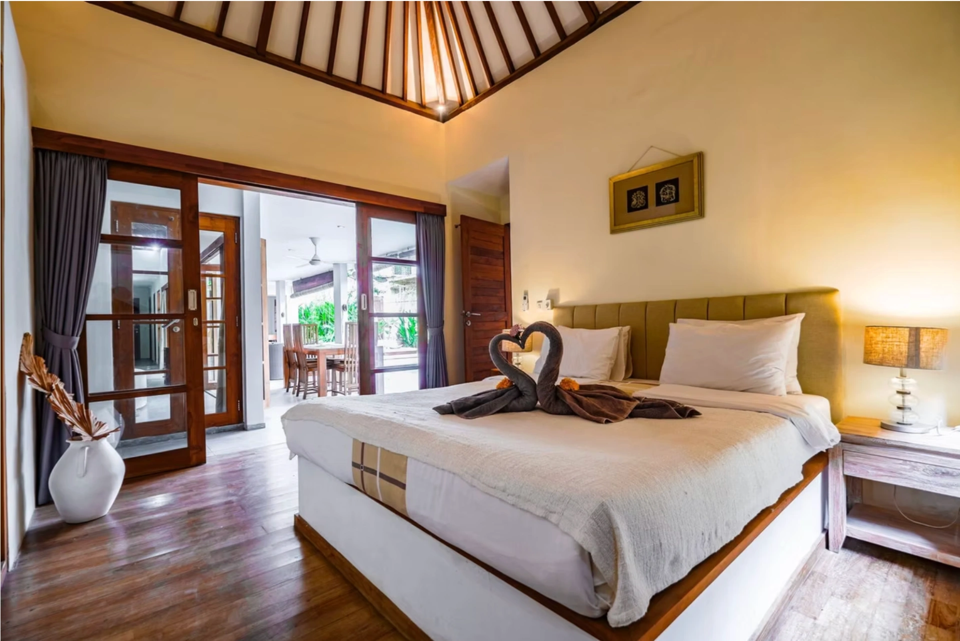 RKY33: 3BR Family Villa for Rent – Batu Bolong — image 3