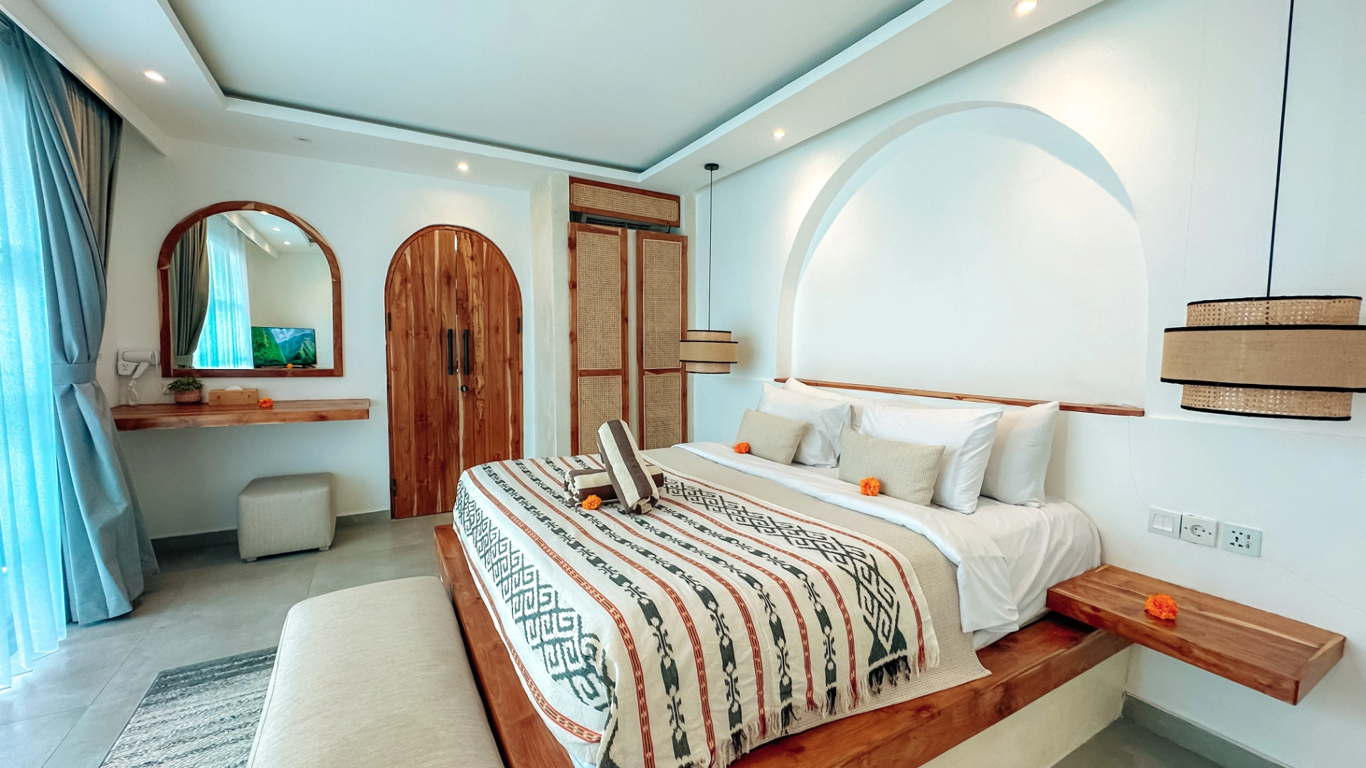 Spacious Mediterranean 2 Bedrooms Private Pool Villa — image 1