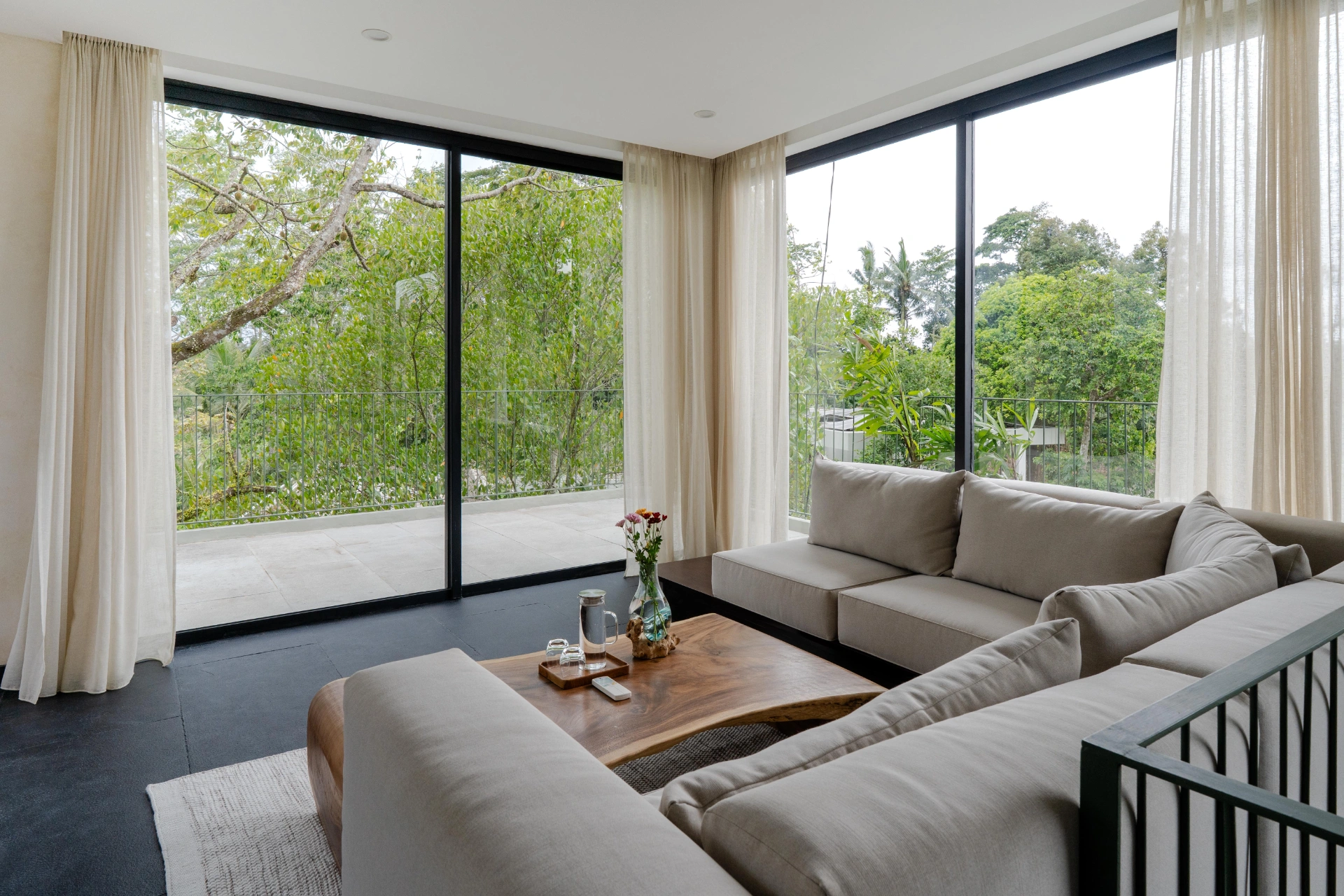 Modern Studio Villa w/ Private Pool — image 2