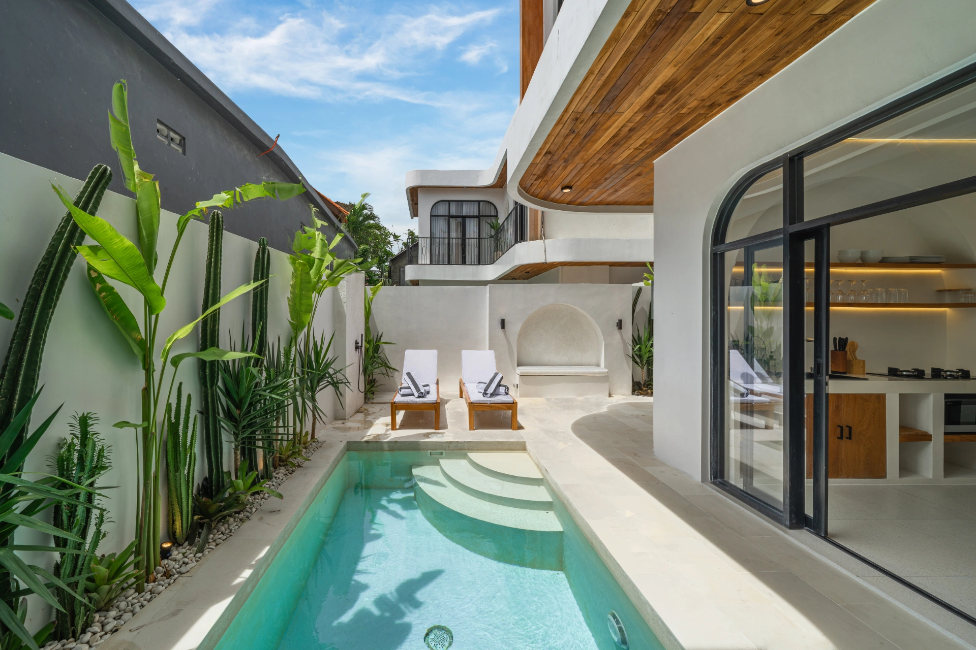 Inner Citadel Villa | New 2BR Villa with Private Pool in Pererenan (2026) — image 2