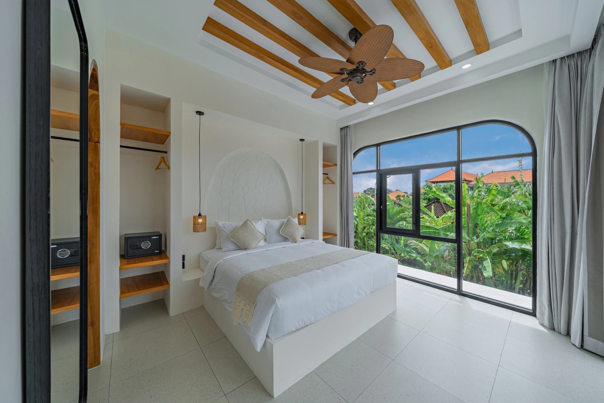 Inner Citadel Villa | New 2BR Villa with Private Pool in Pererenan (2026) — image 3