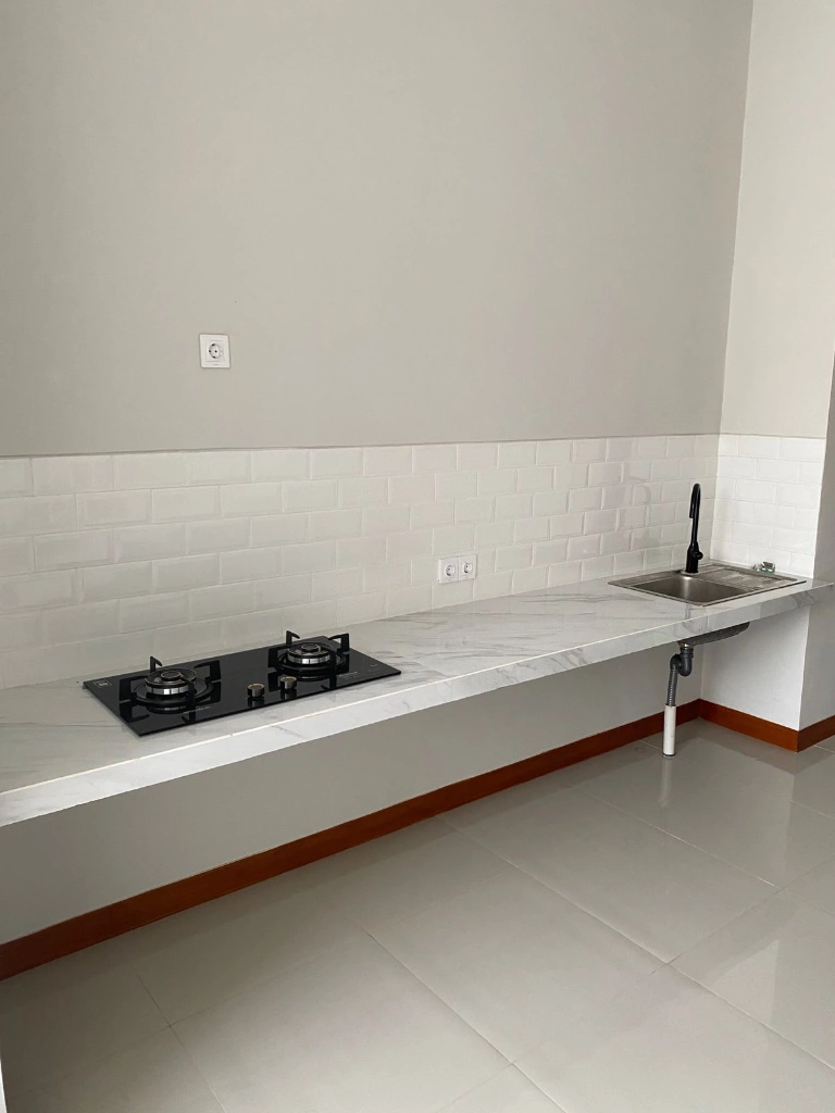 RSK 126- FOR RENT SEMI FURNIHED VILLA IN LEGIAN KUTA — image 4