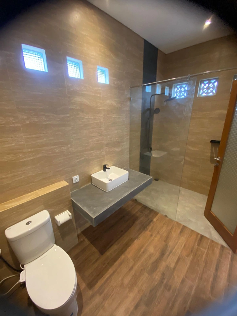 RSK 126- FOR RENT SEMI FURNIHED VILLA IN LEGIAN KUTA — image 3
