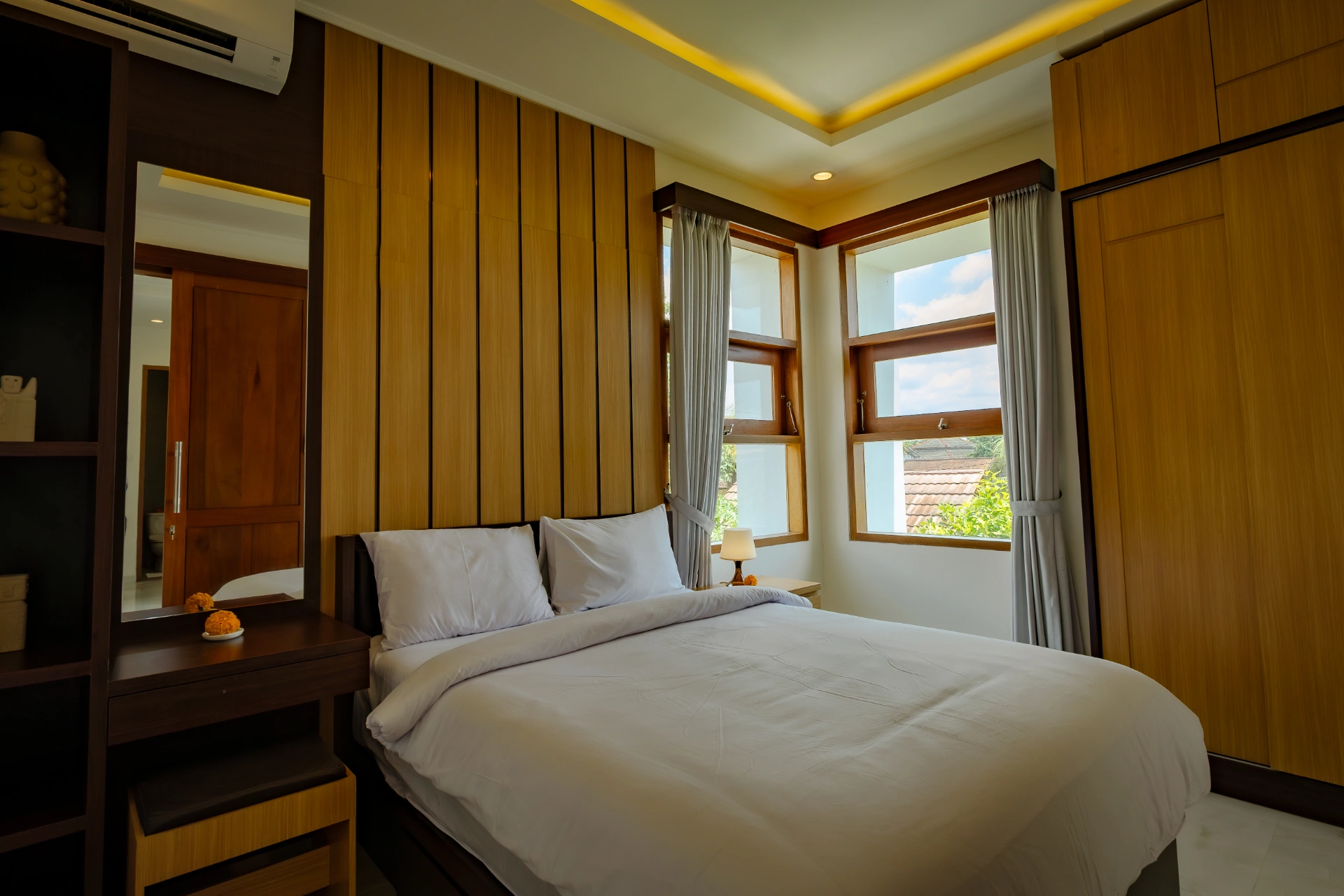 Villa Elis 4 - Bedrooms 4 - Bathrooms Villa in Ubud Bali — image 2