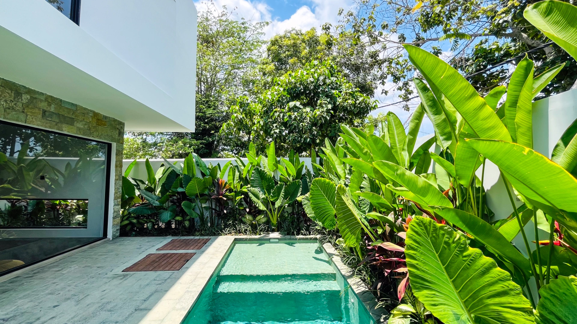 The Reef 1- Bedroom 1 Bathroom Villa in Uluwatu Bali — image 4