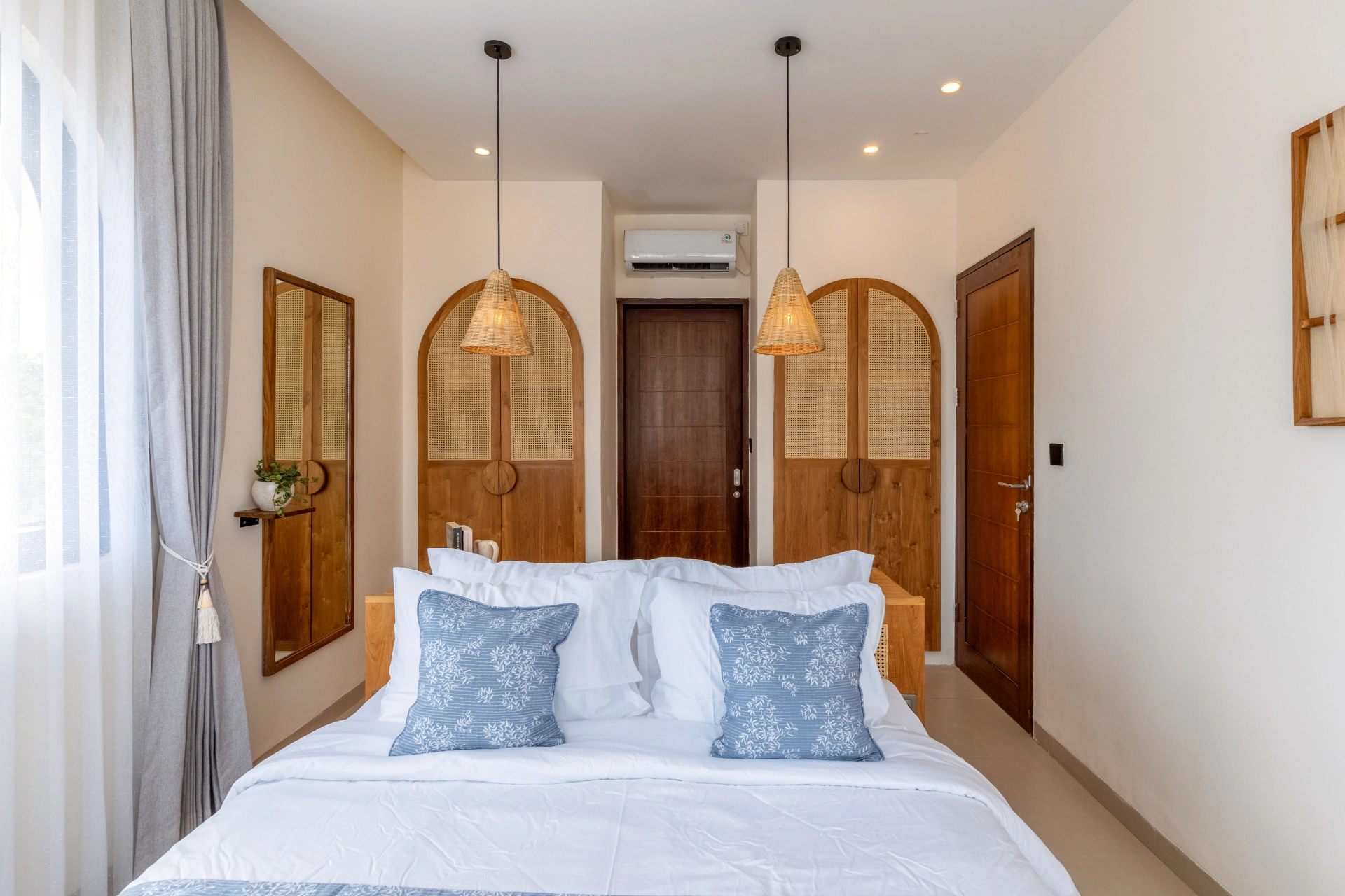 Beautiful 1BR Apartment in Uluwatu melasti– Brand New & Modern 🌿🏡 — image 2