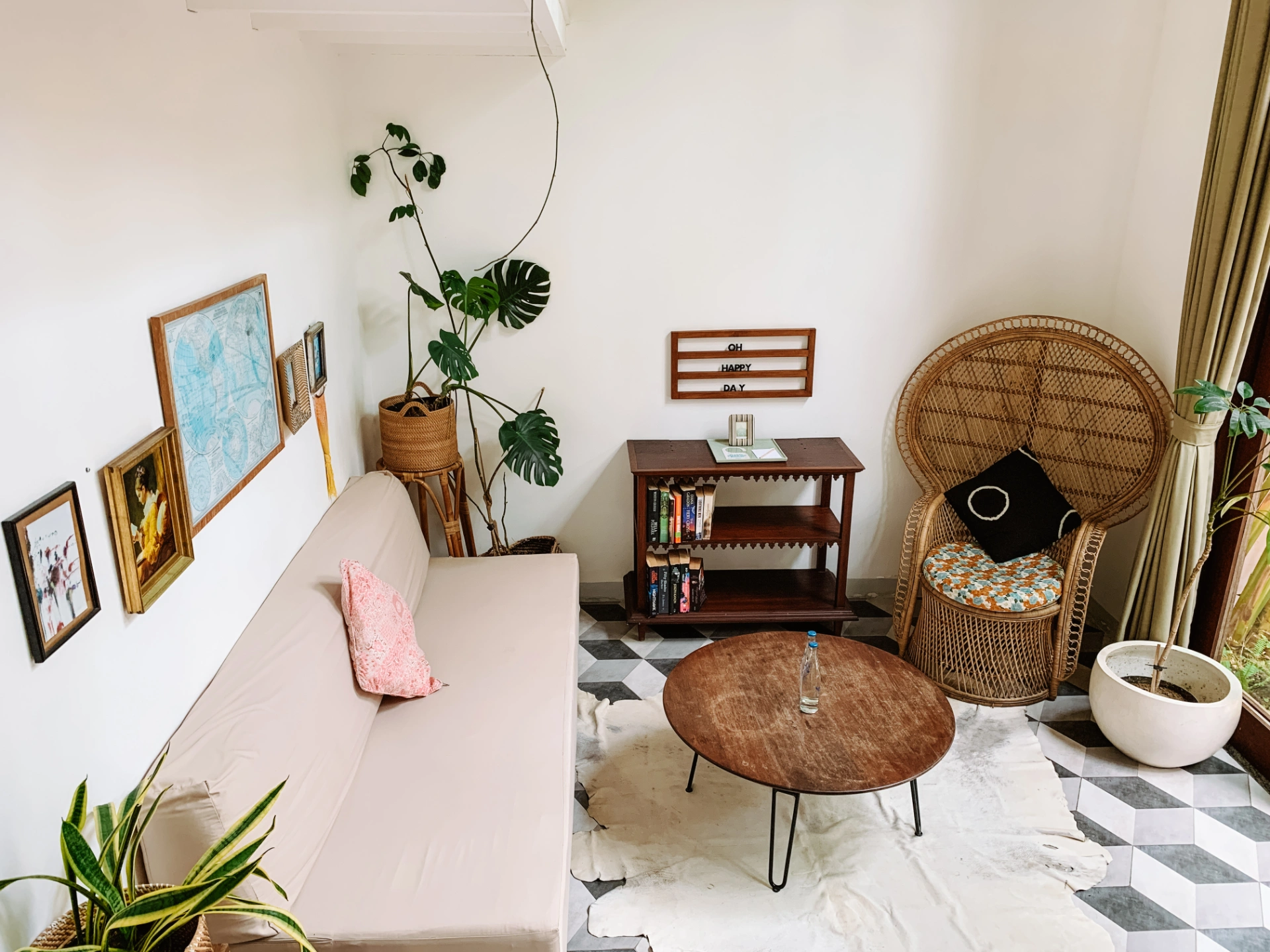 Stylish 1BR Loft with Pool Access in Seminyak — image 1