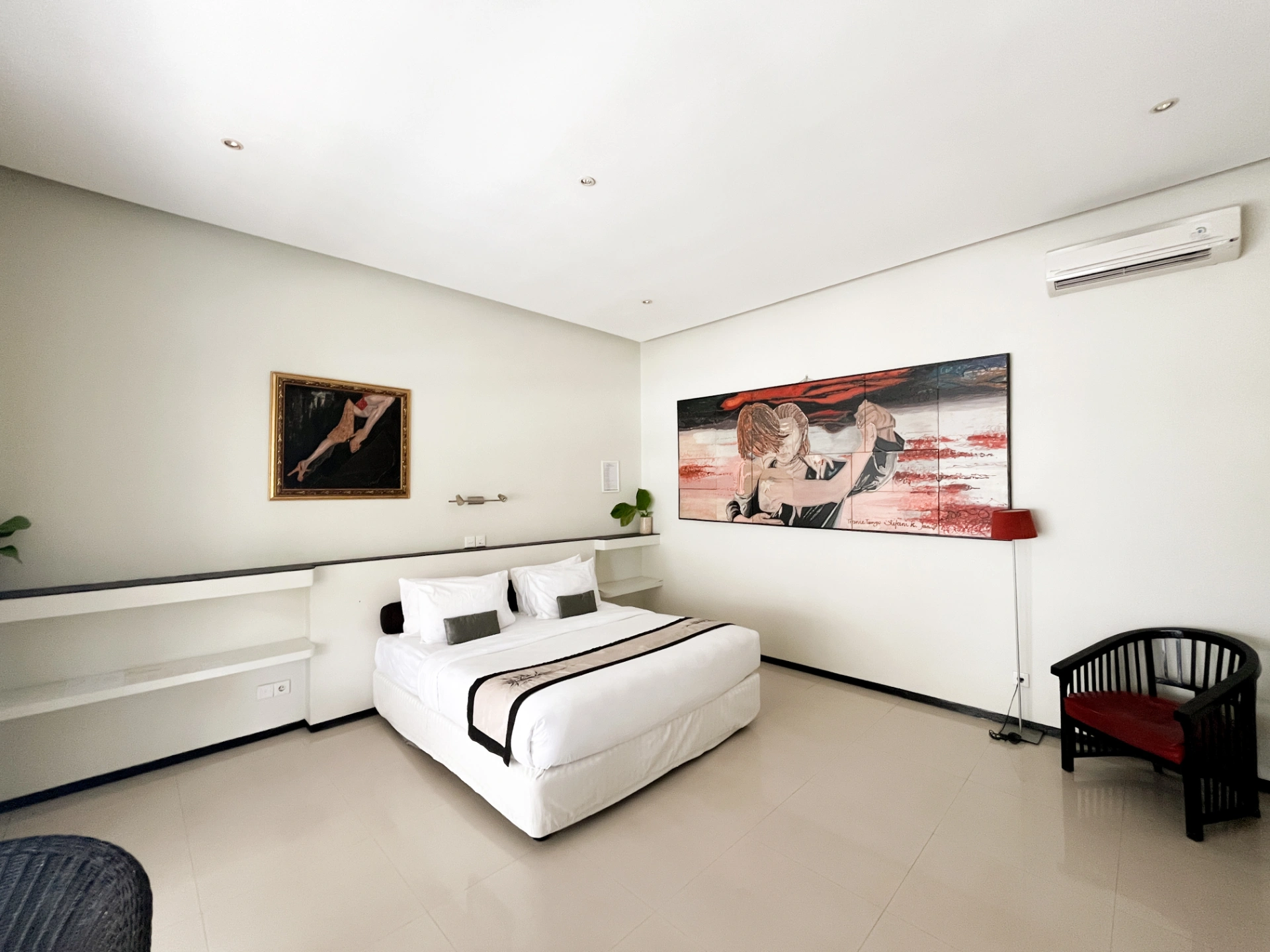 The De Luxe Room at Casa Artista