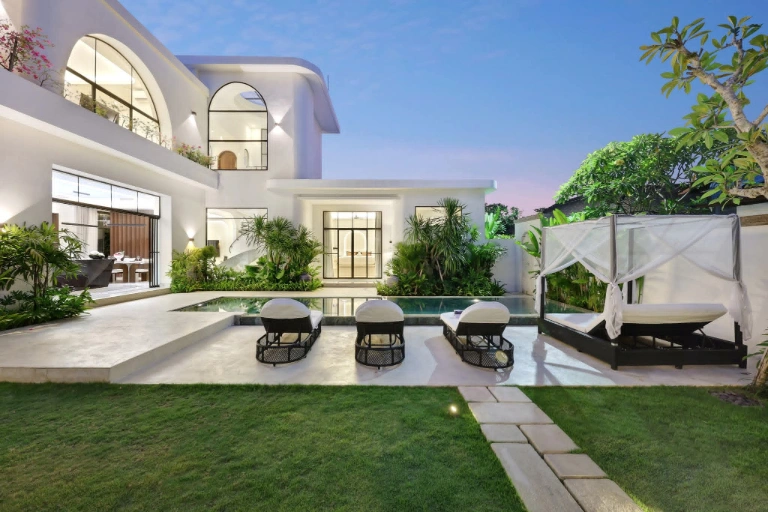 3 BEDROOMS LUXURY VILLA FOR RENT IN KEROBOKAN - CANGGU — image 1