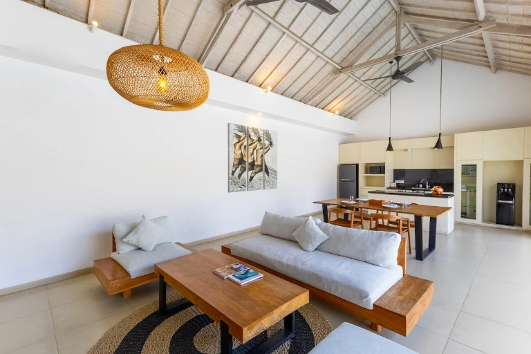 Villa Anakula - Chic 2BR Private Villa in the Heart of Seminyak — image 1