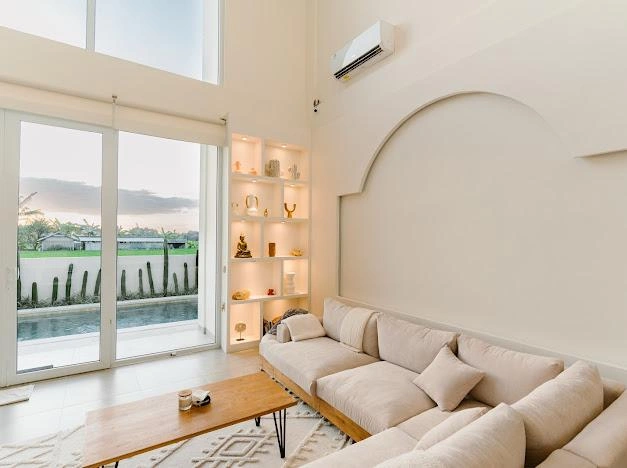 Brand-New 3BR High-Ceiling Villa Cemagi - JY1 — image 2
