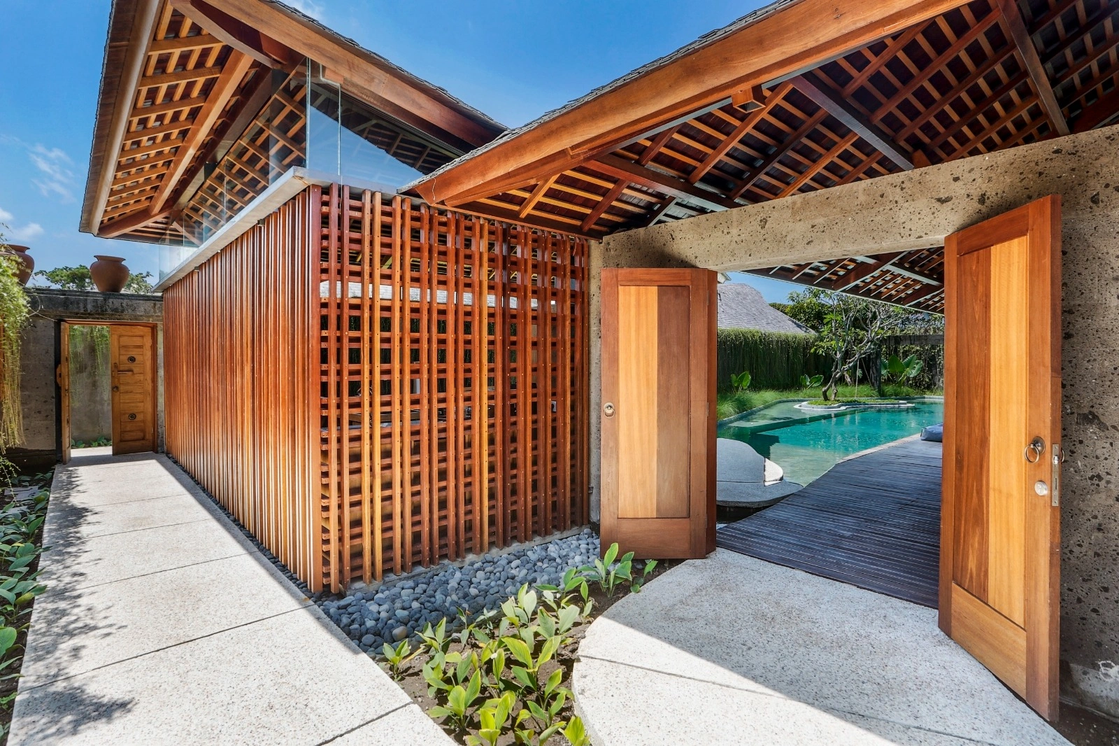 Exclusive Tropical Design Villa